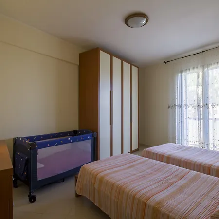 アパートホテル Le Saline 4*