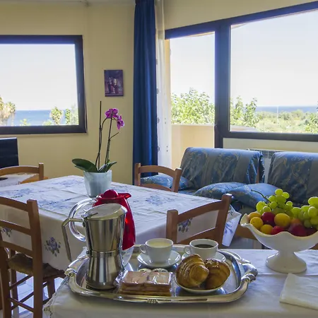 アパートホテル Le Saline 4*